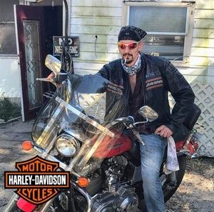 Meet your Posher, Brandon